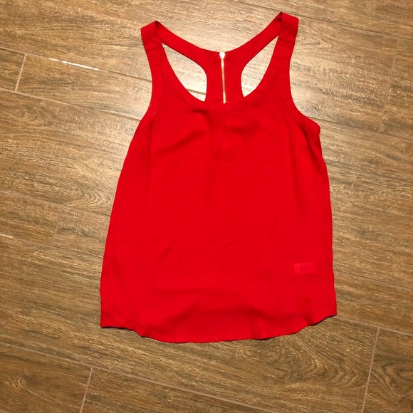 ❌ SOLD ❌Red express top - Picture 1 of 2